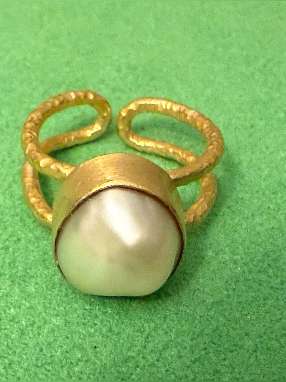 Goldtone Brushed Genuine Pearl Open Band Ring - Women Jewelry size 7